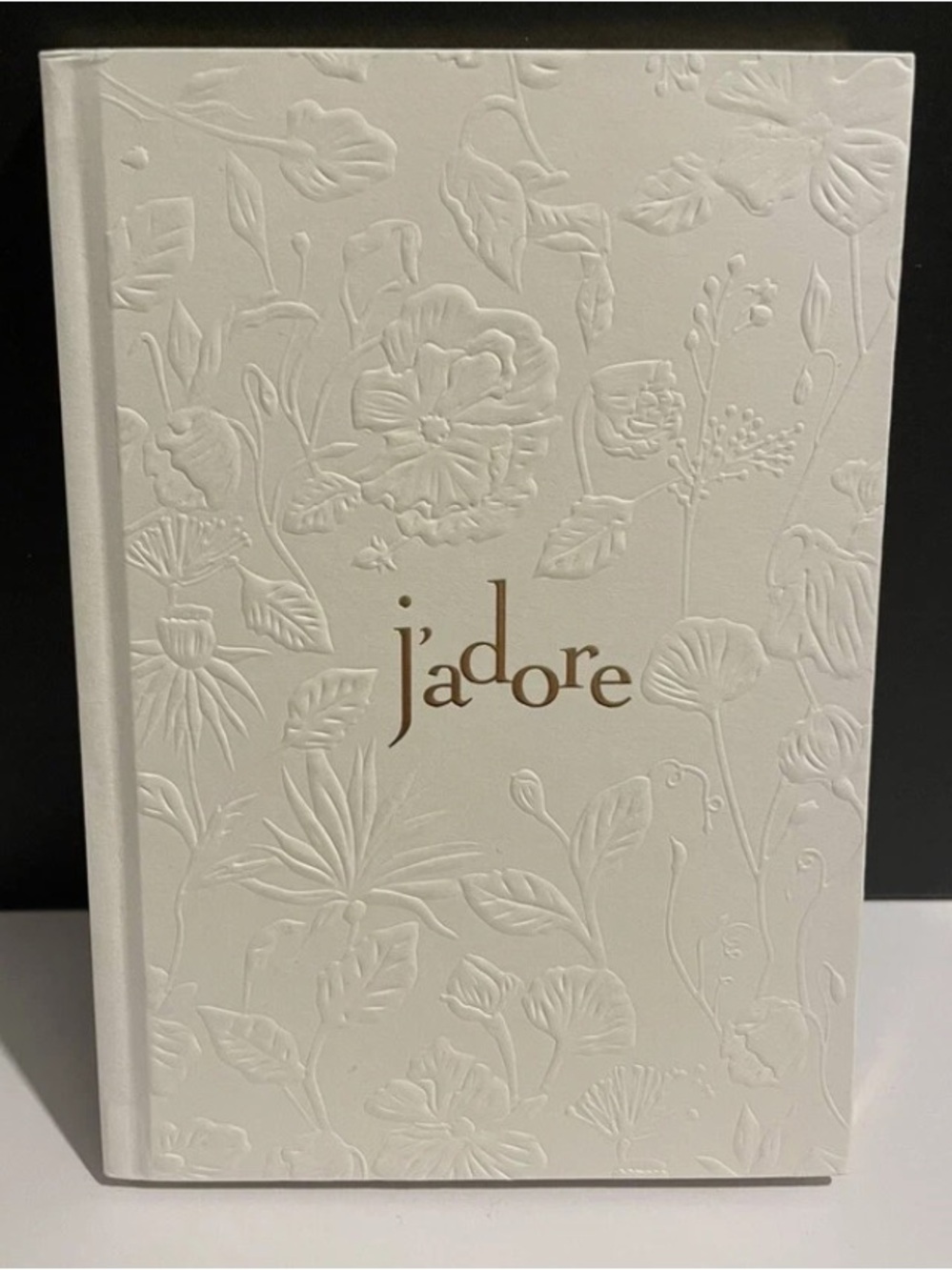 Dior Embossed Floral Notebook - White & Gold✨